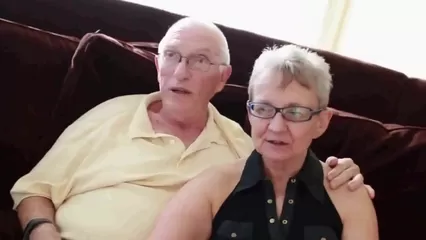 Дедушки и бабушки - 2000 XxX видео подходящих под запрос