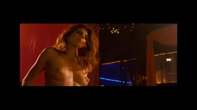 Секс сцены ивонн страховски порно видео