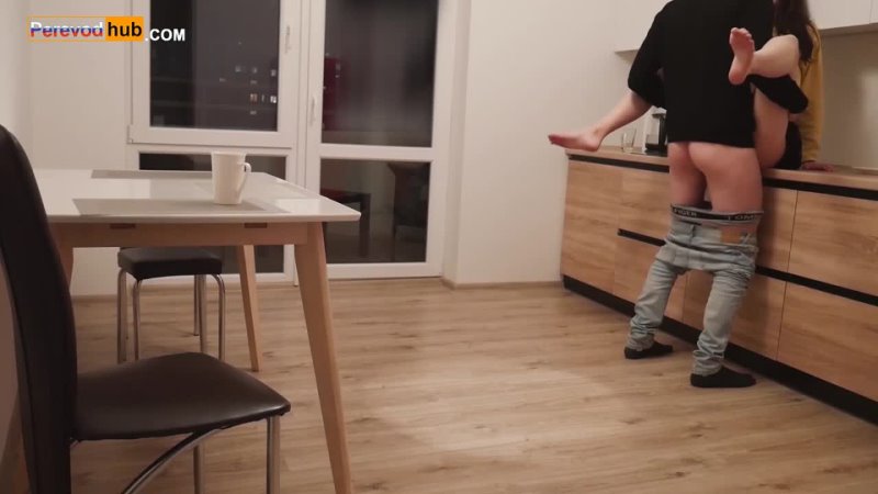 Муж поймал жену за изменой дома русские | смотреть онлайн порно видео